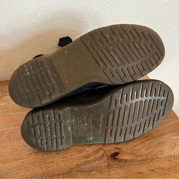 Dr. Martens 1914 Smooth Leather Tall Boots in black with red eyelets ribbon lace - Picture 10 of 10